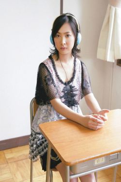瑜伽教练韩国