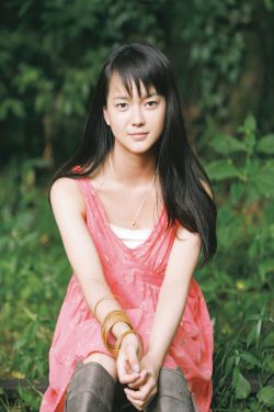 老婆招待丈夫朋友