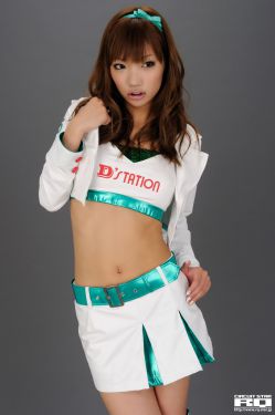 电影《她美丽》